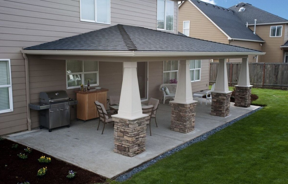 Concrete Pool Decks service - professional concrete contractor in Lakewood Park, FL